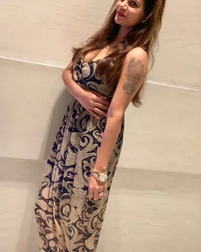 Kumarganj Escort